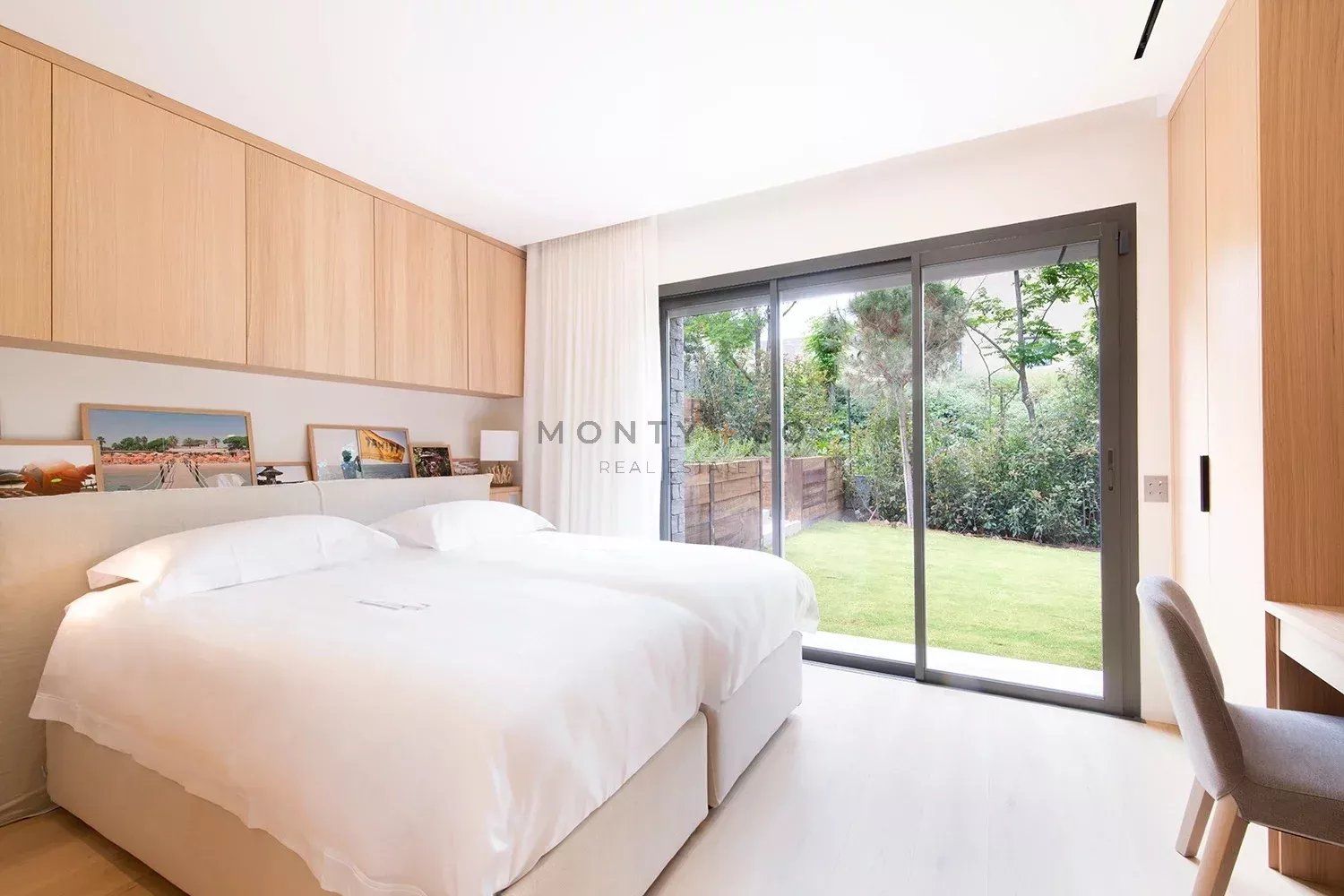 villa en location saisonnière sur Gassin (83580)