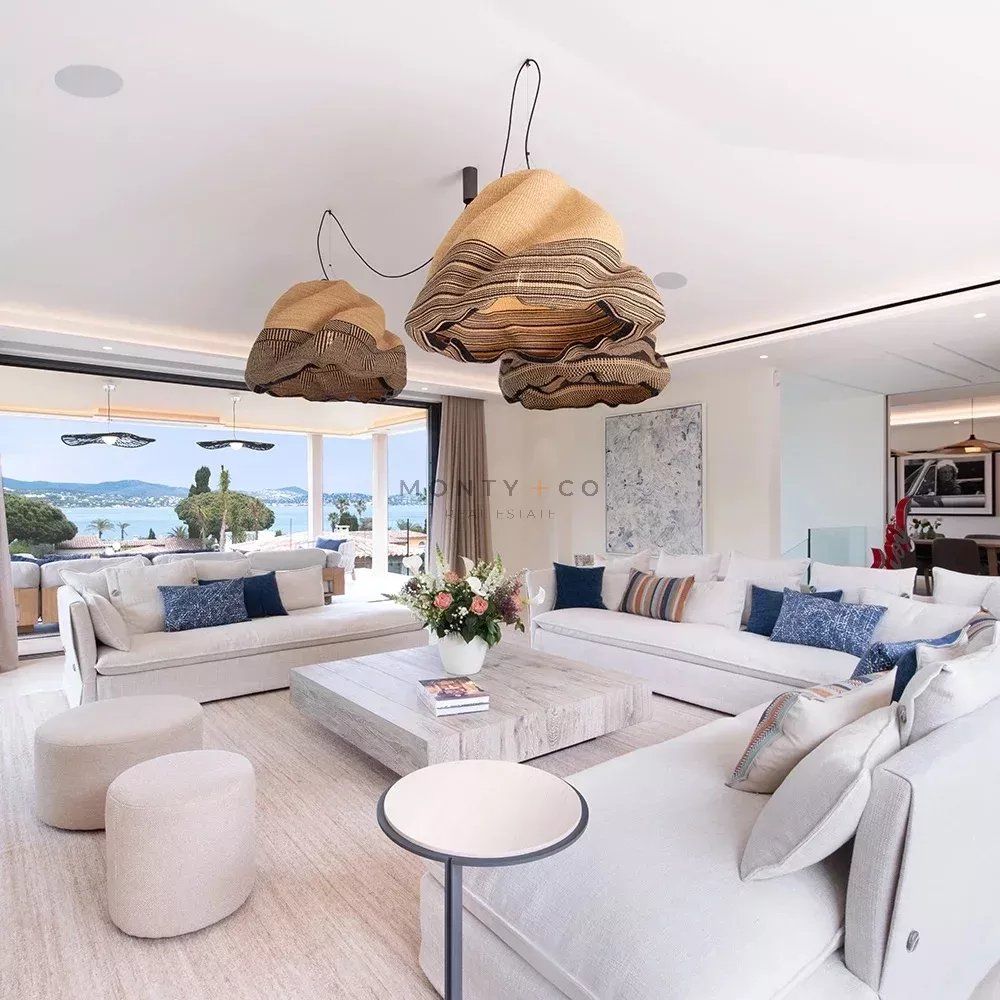 villa en location saisonnière sur Gassin (83580)