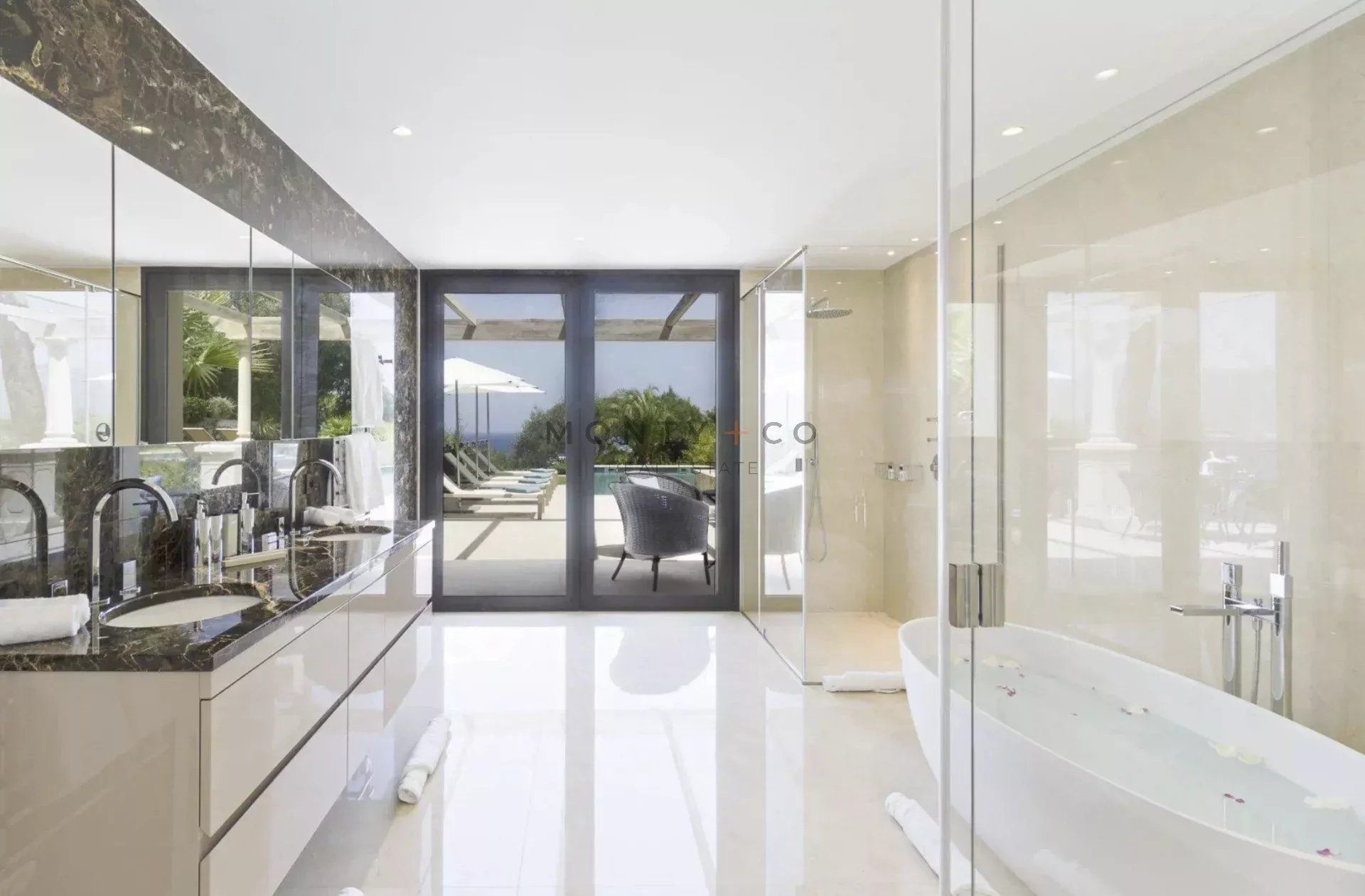 villa en location saisonnière sur Saint-Jean-Cap-Ferrat (06230)