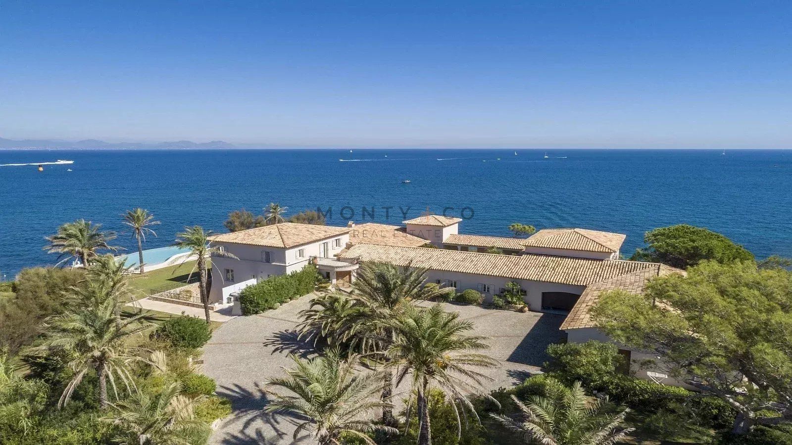 villa en location saisonnière sur Saint-Tropez (83990)