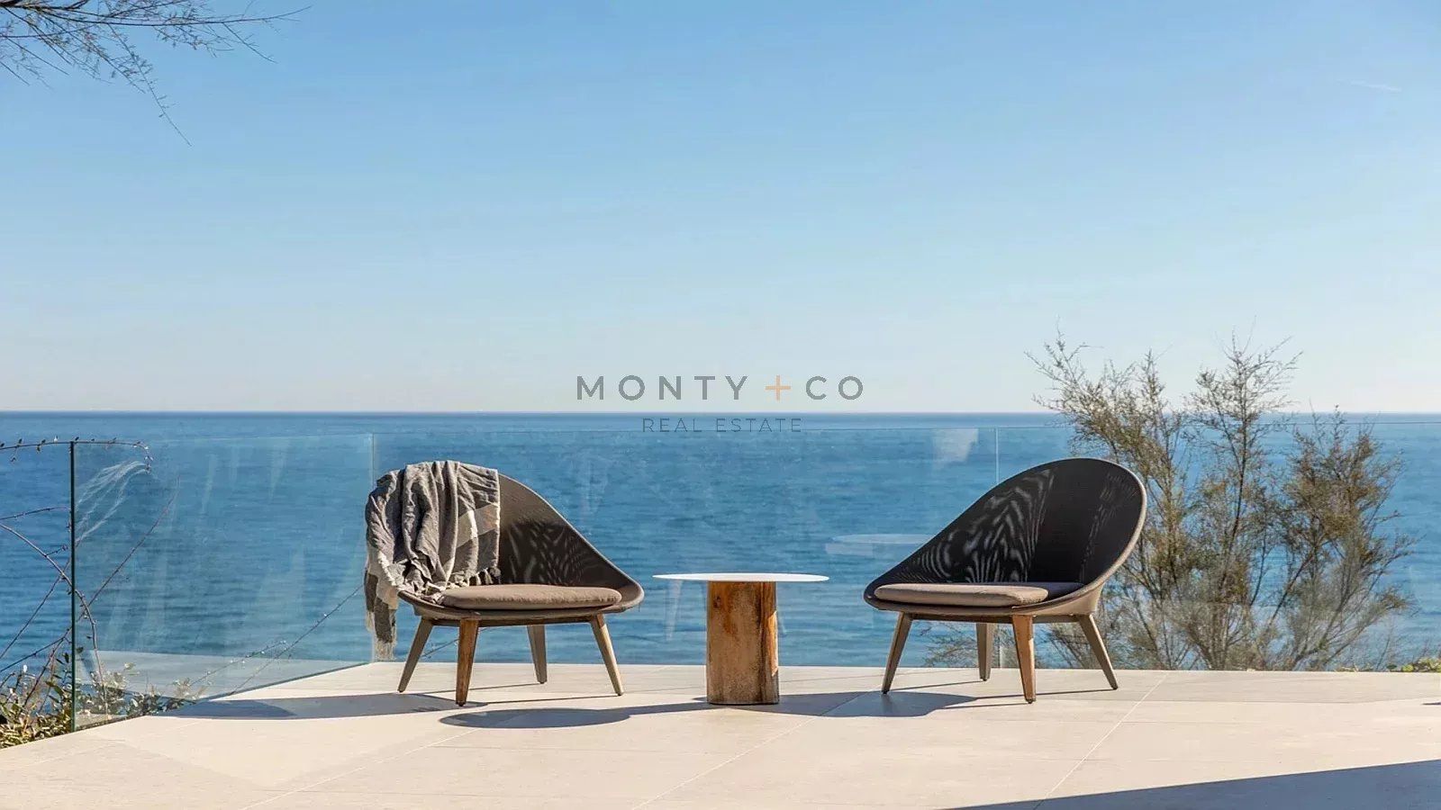 villa en location saisonnière sur Saint-Tropez (83990)