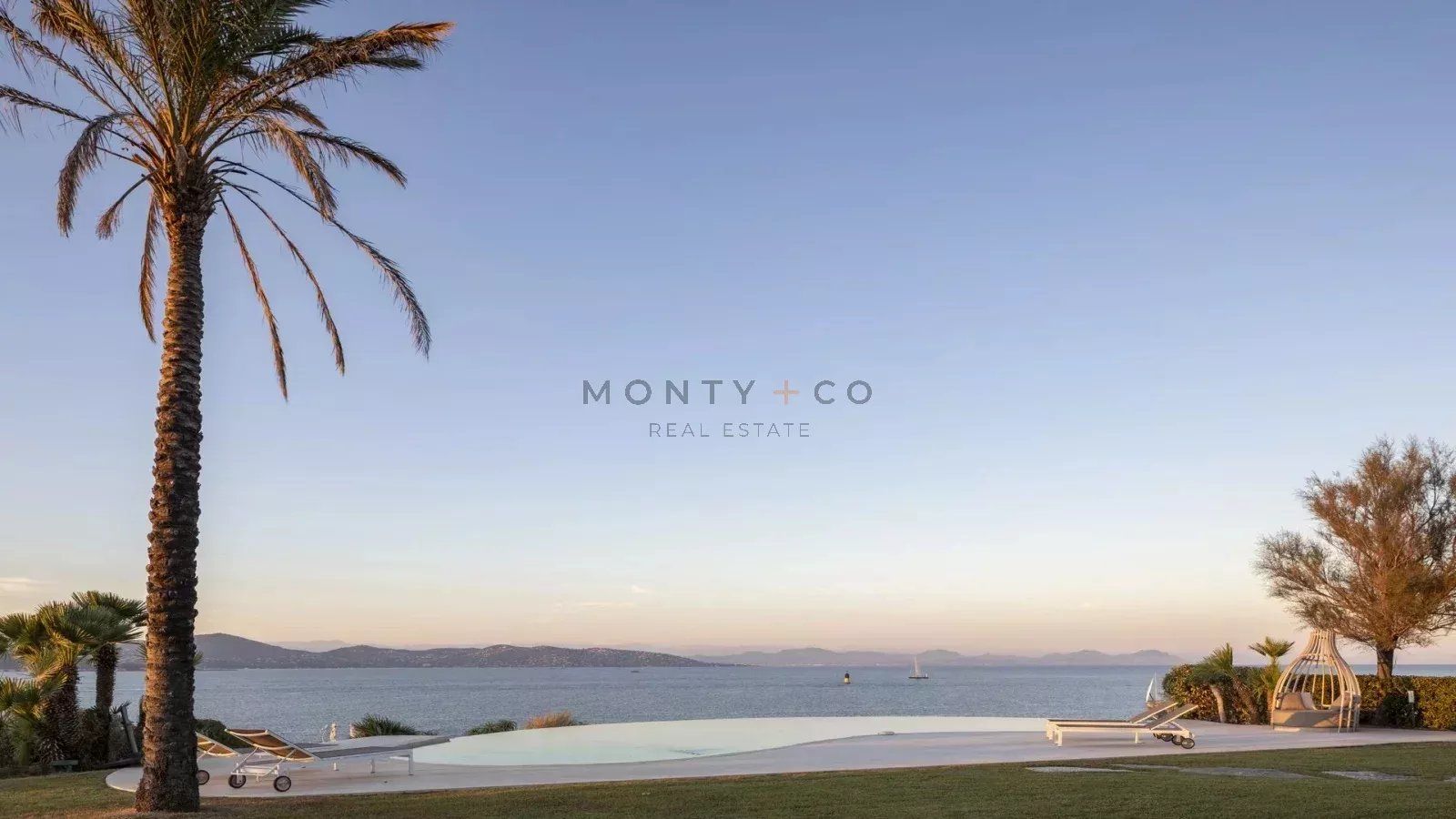 villa en location saisonnière sur Saint-Tropez (83990)