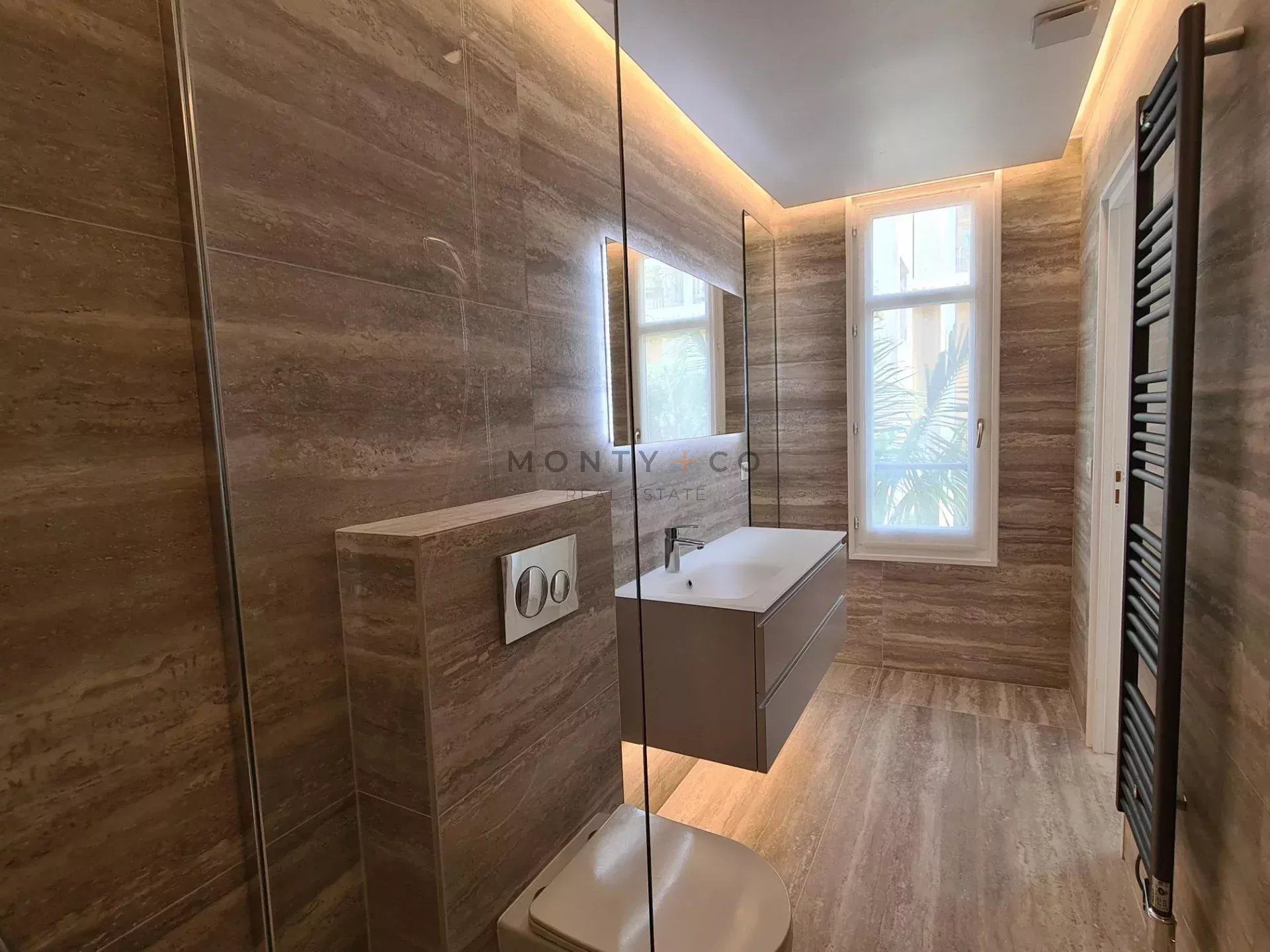 townhouse for sale on Cannes (06400)