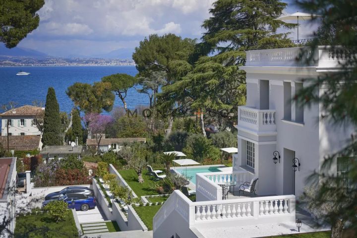 Sale Villa Antibes 452 m²
