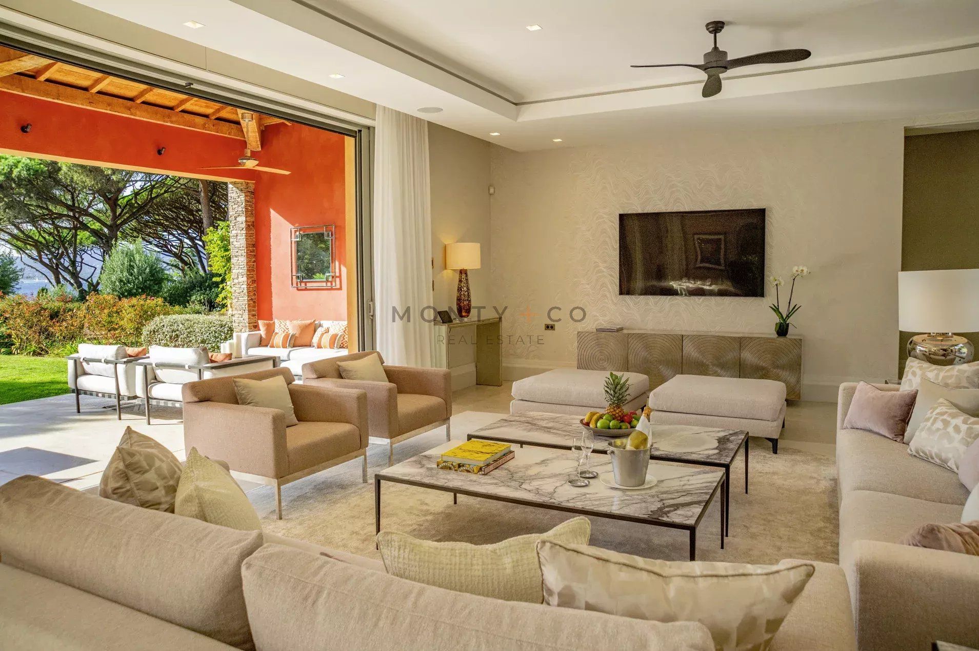villa en location saisonnière sur Saint-Tropez (83990)