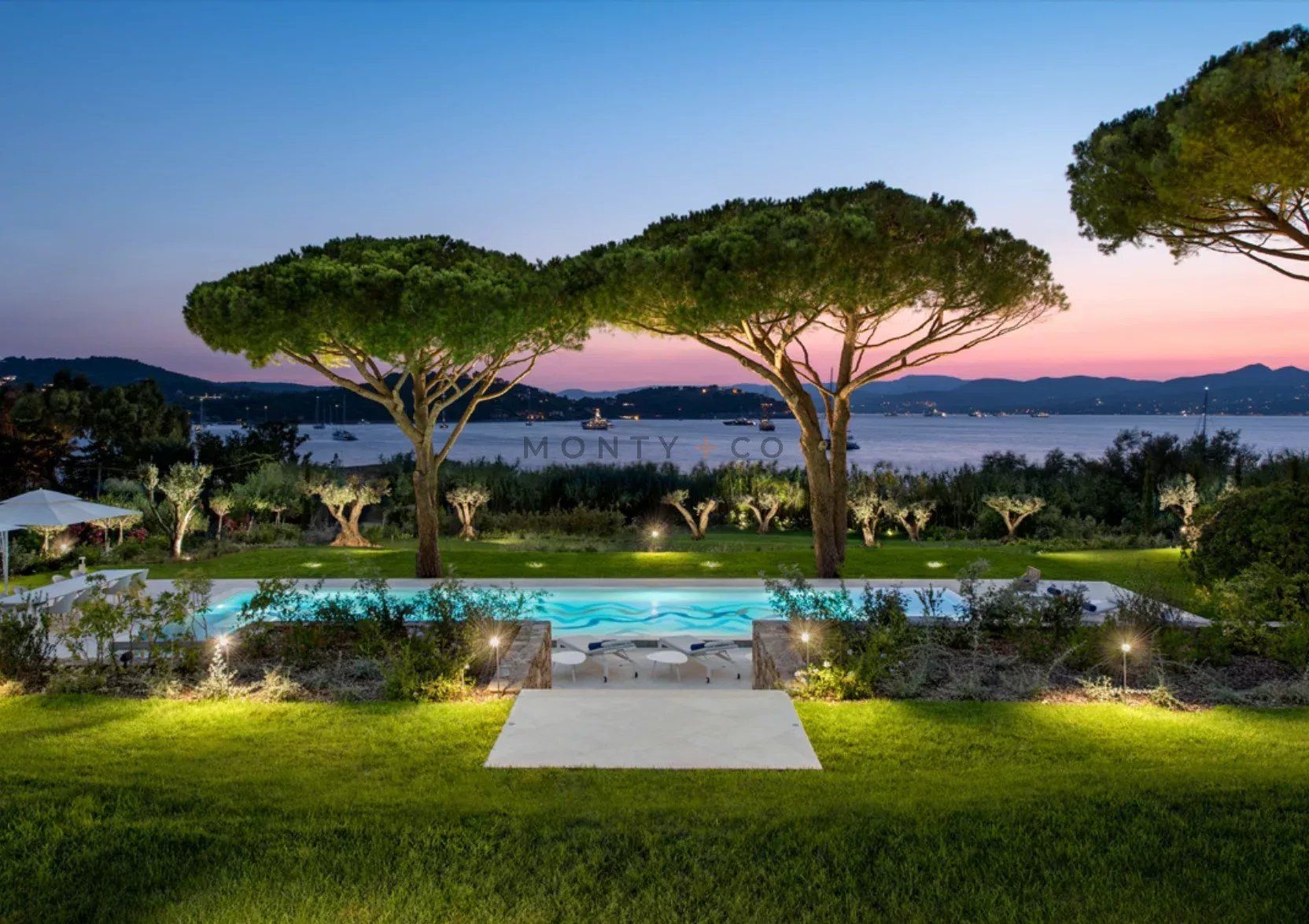 villa en location saisonnière sur Saint-Tropez (83990)