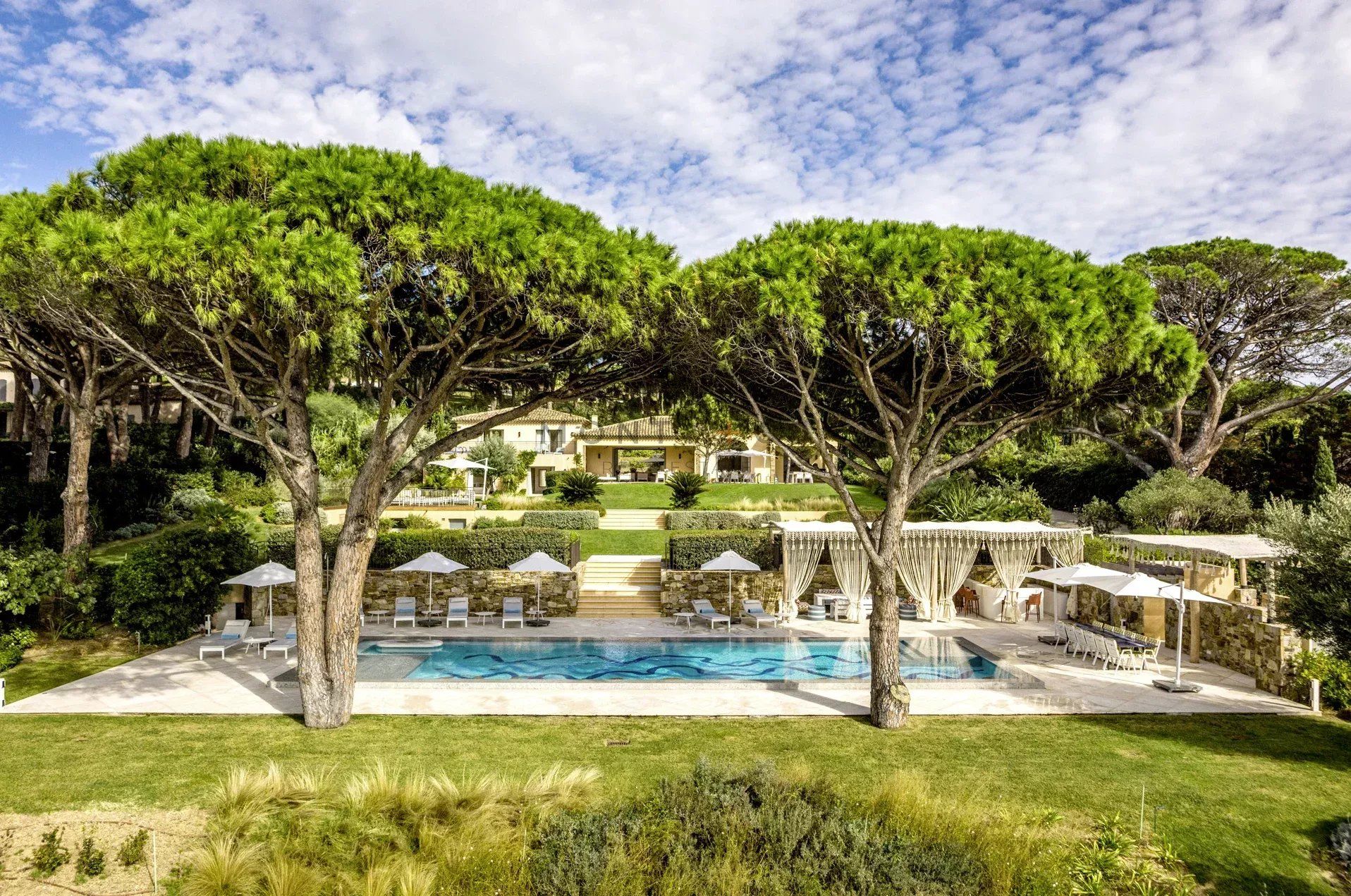 villa en location saisonnière sur Saint-Tropez (83990)