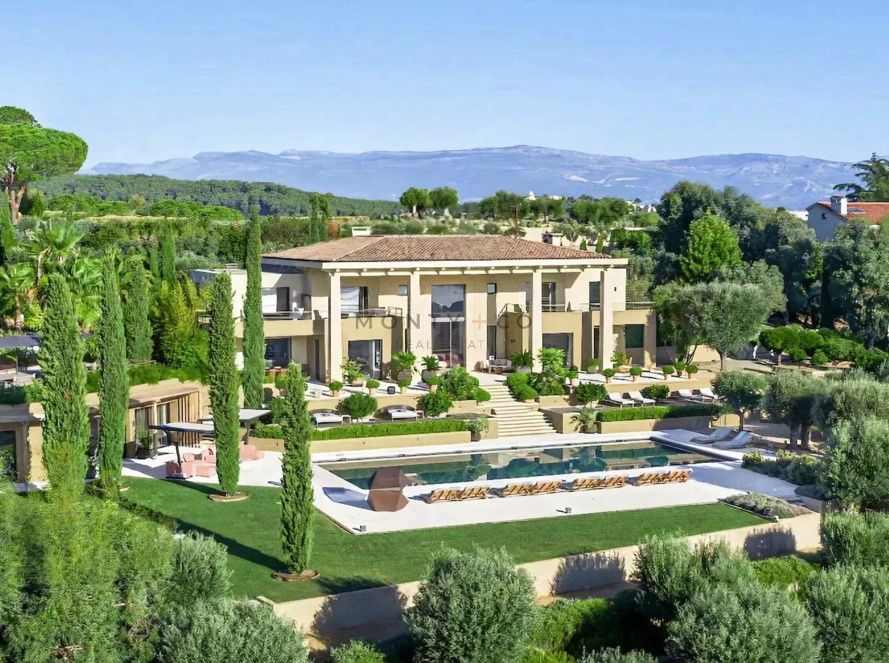 villa en location saisonnière sur Cannes (06400)