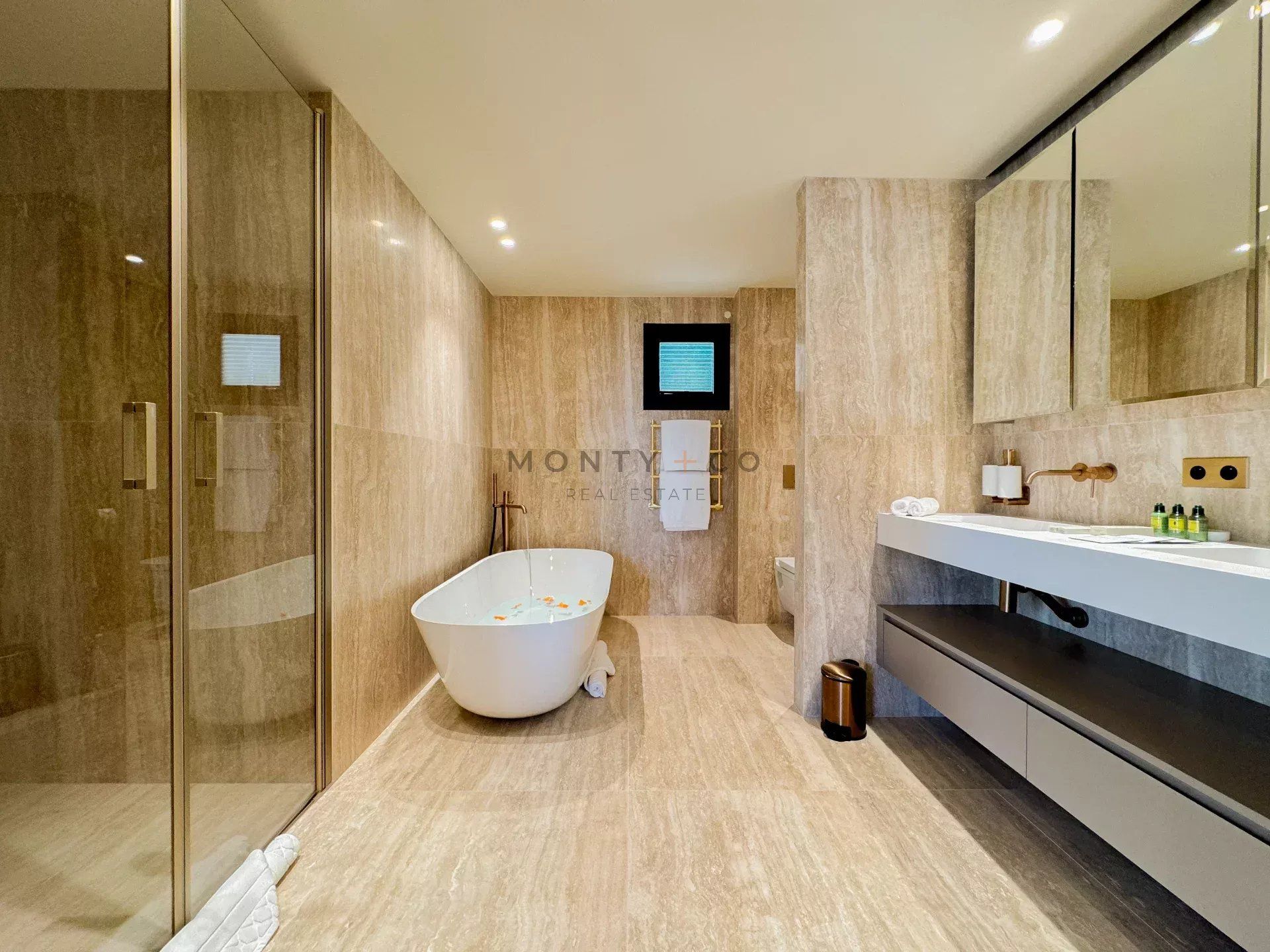 villa en location saisonnière sur Saint-Jean-Cap-Ferrat (06230)