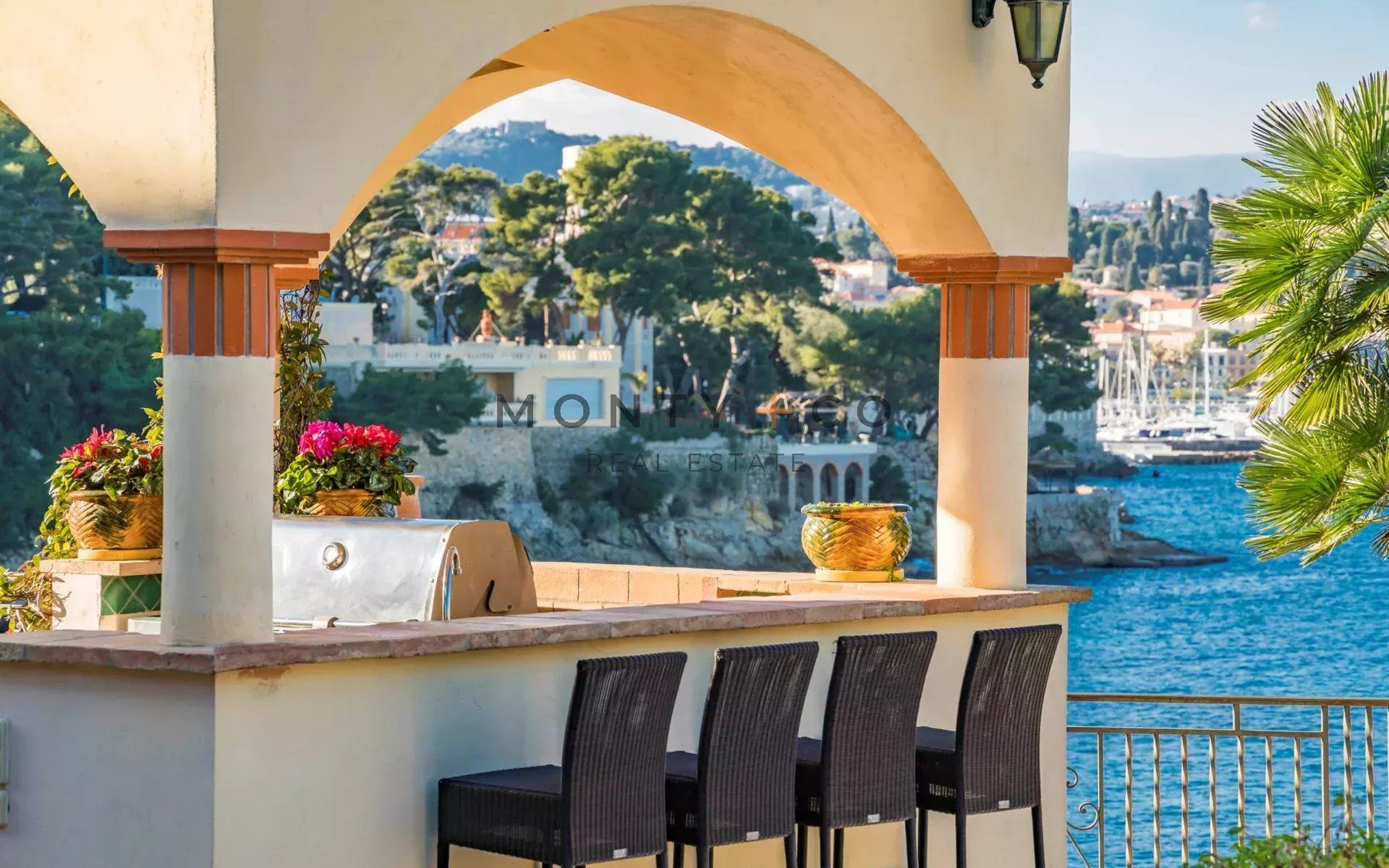 villa en location saisonnière sur Saint-Jean-Cap-Ferrat (06230)
