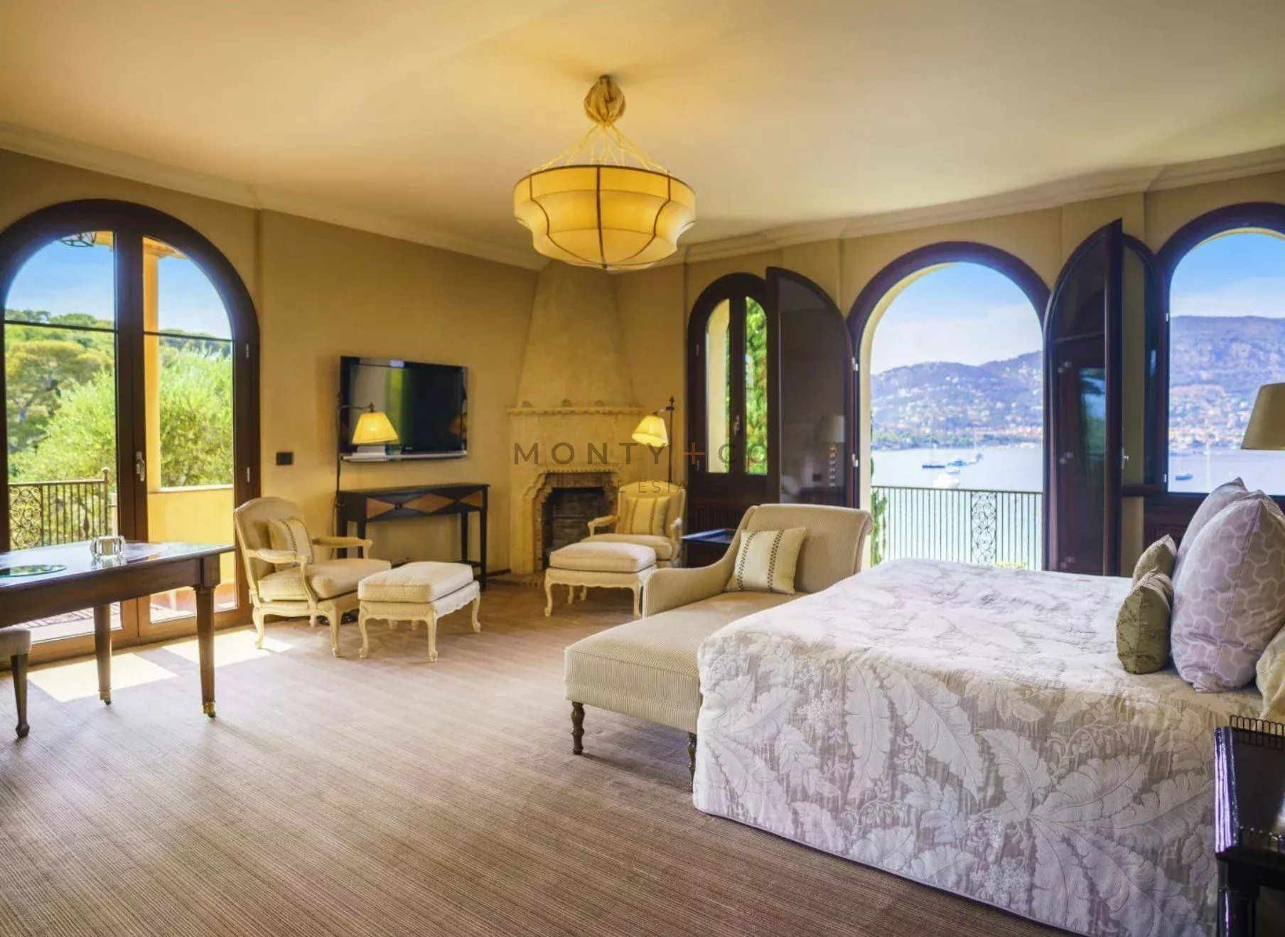 villa en location saisonnière sur Saint-Jean-Cap-Ferrat (06230)