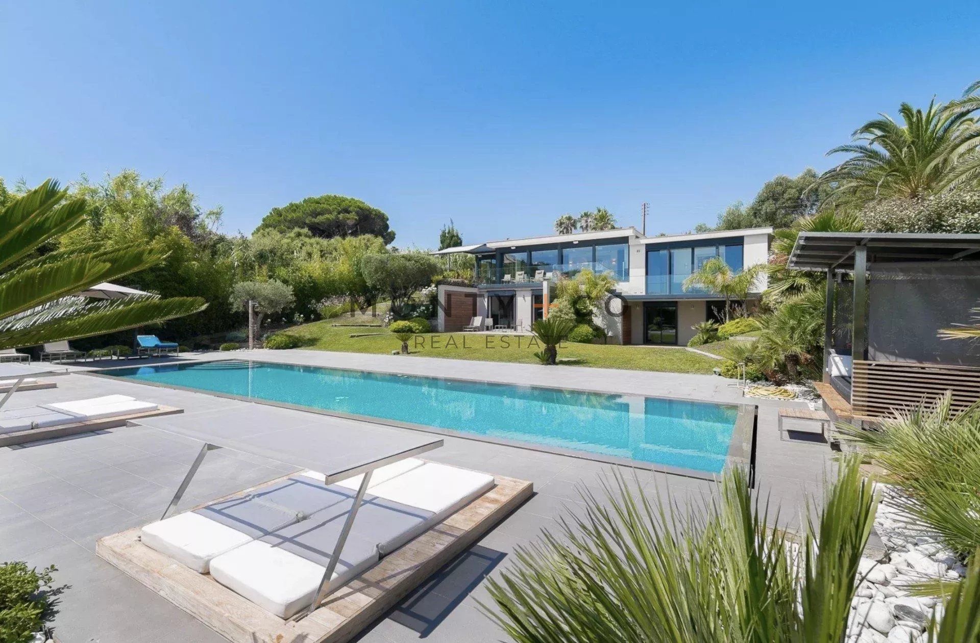 villa en location saisonnière sur Ramatuelle (83350)