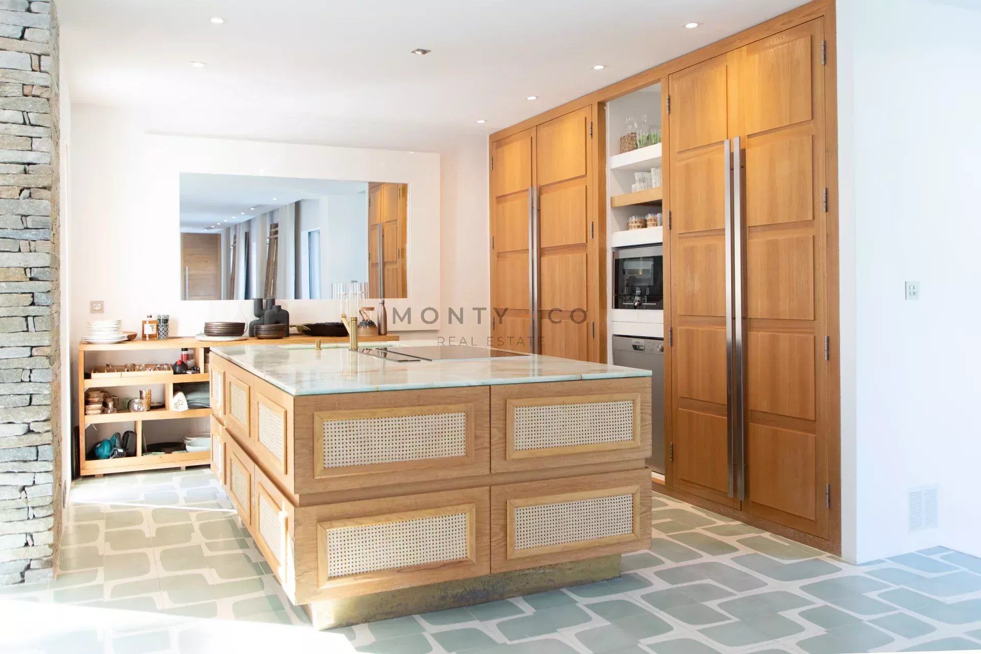 villa for seasonal rent on Saint-Tropez (83990)