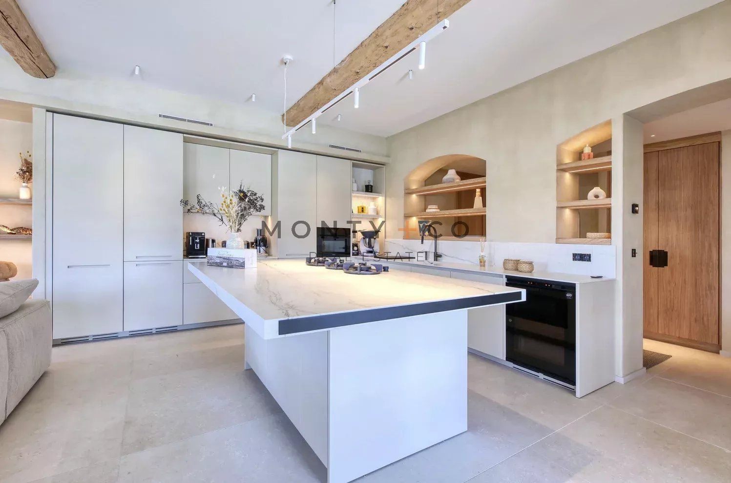 villa for seasonal rent on Grimaud (83310)