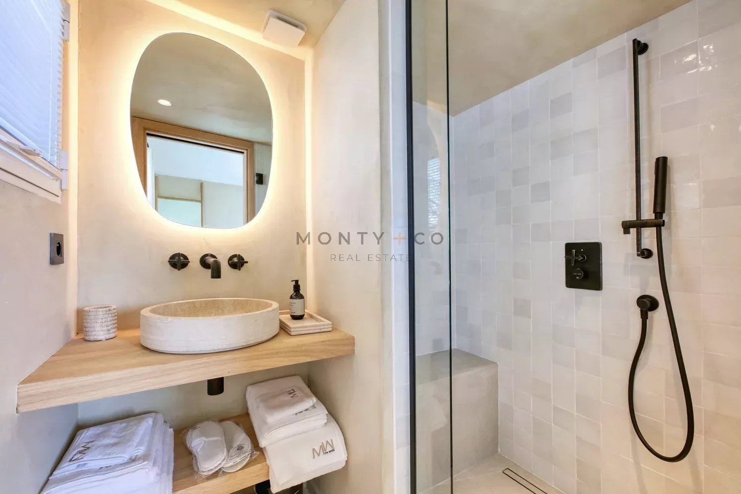 villa en location saisonnière sur Grimaud (83310)