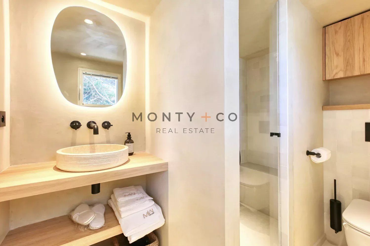 villa for seasonal rent on Grimaud (83310)