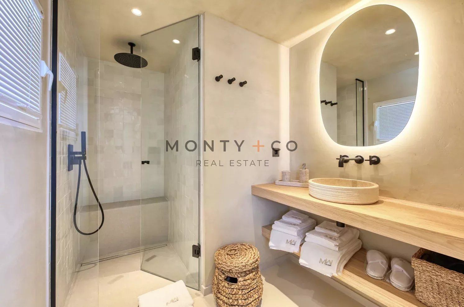 villa for seasonal rent on Grimaud (83310)