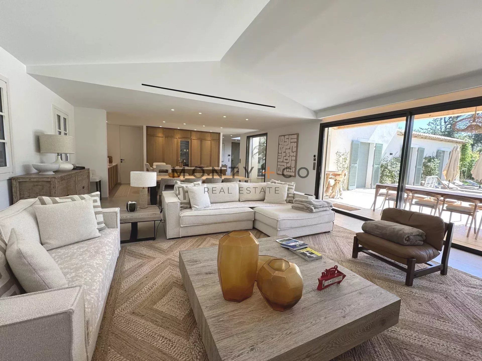 villa en location saisonnière sur Saint-Tropez (83990)