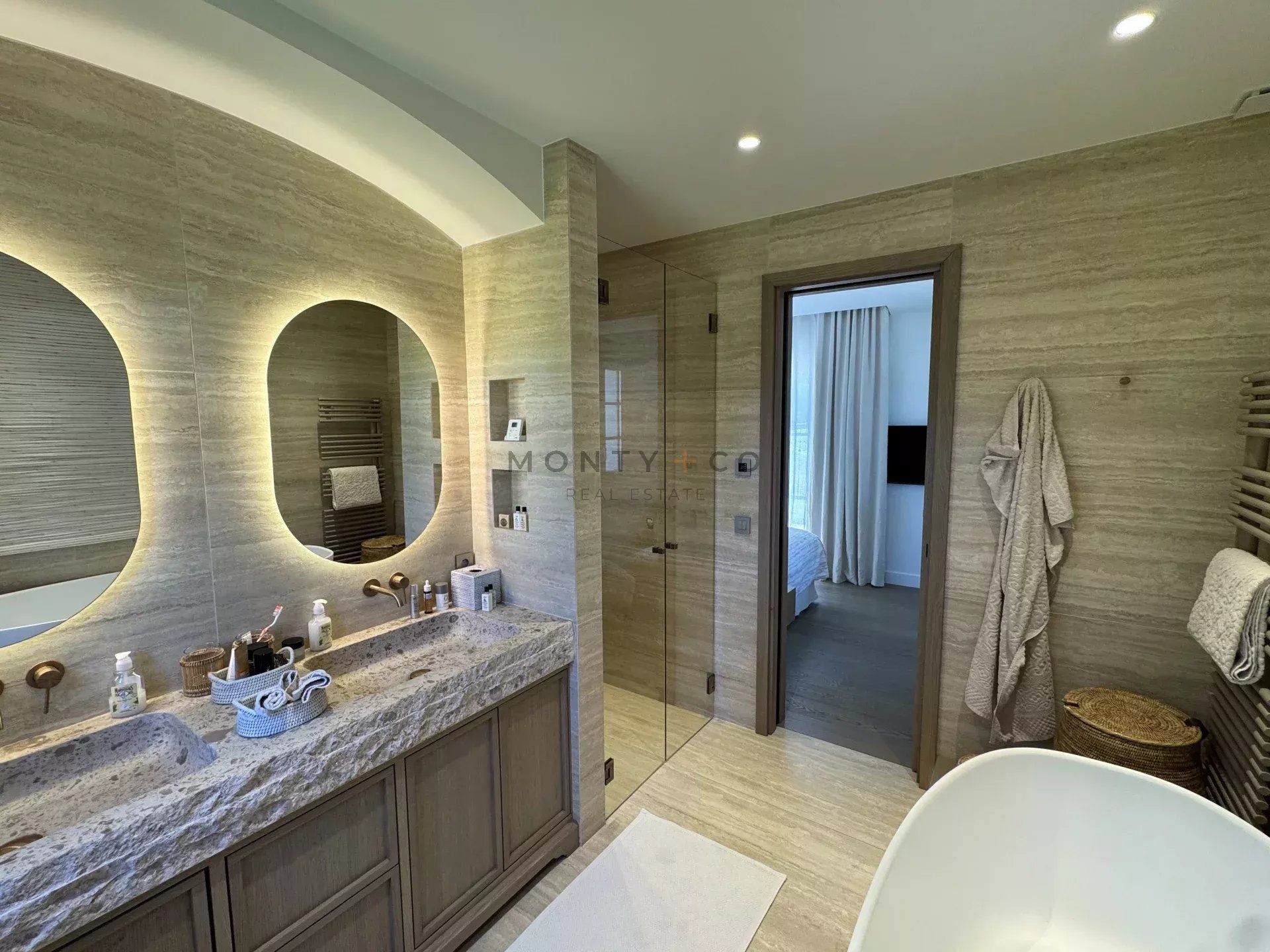 villa en location saisonnière sur Saint-Tropez (83990)