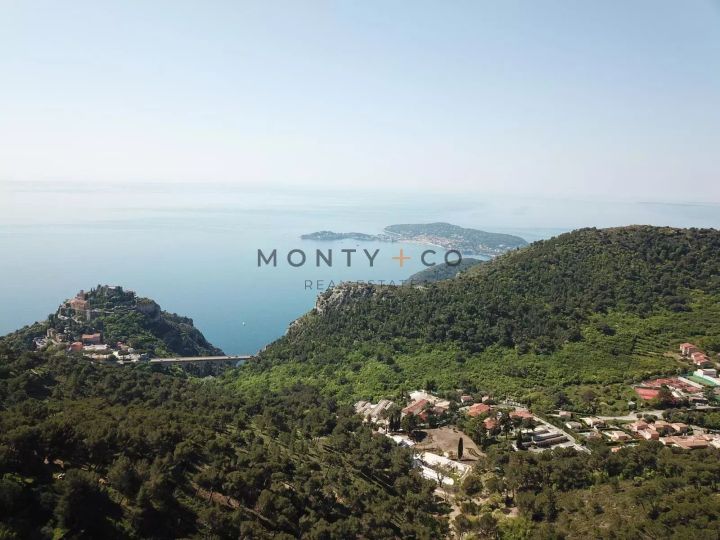 Sale Apartment Èze 129.83 m²