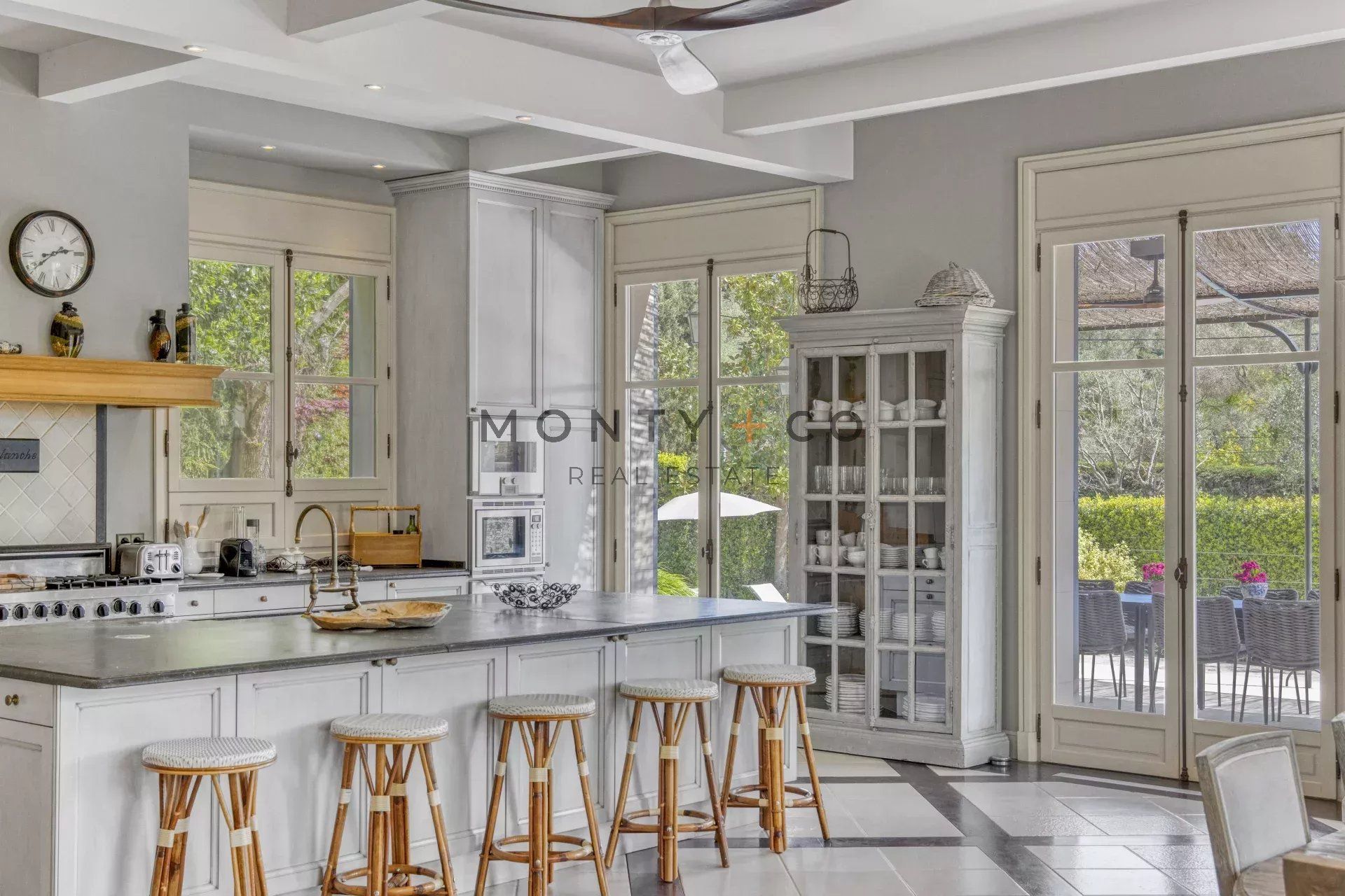 villa en vente sur Antibes (06160)