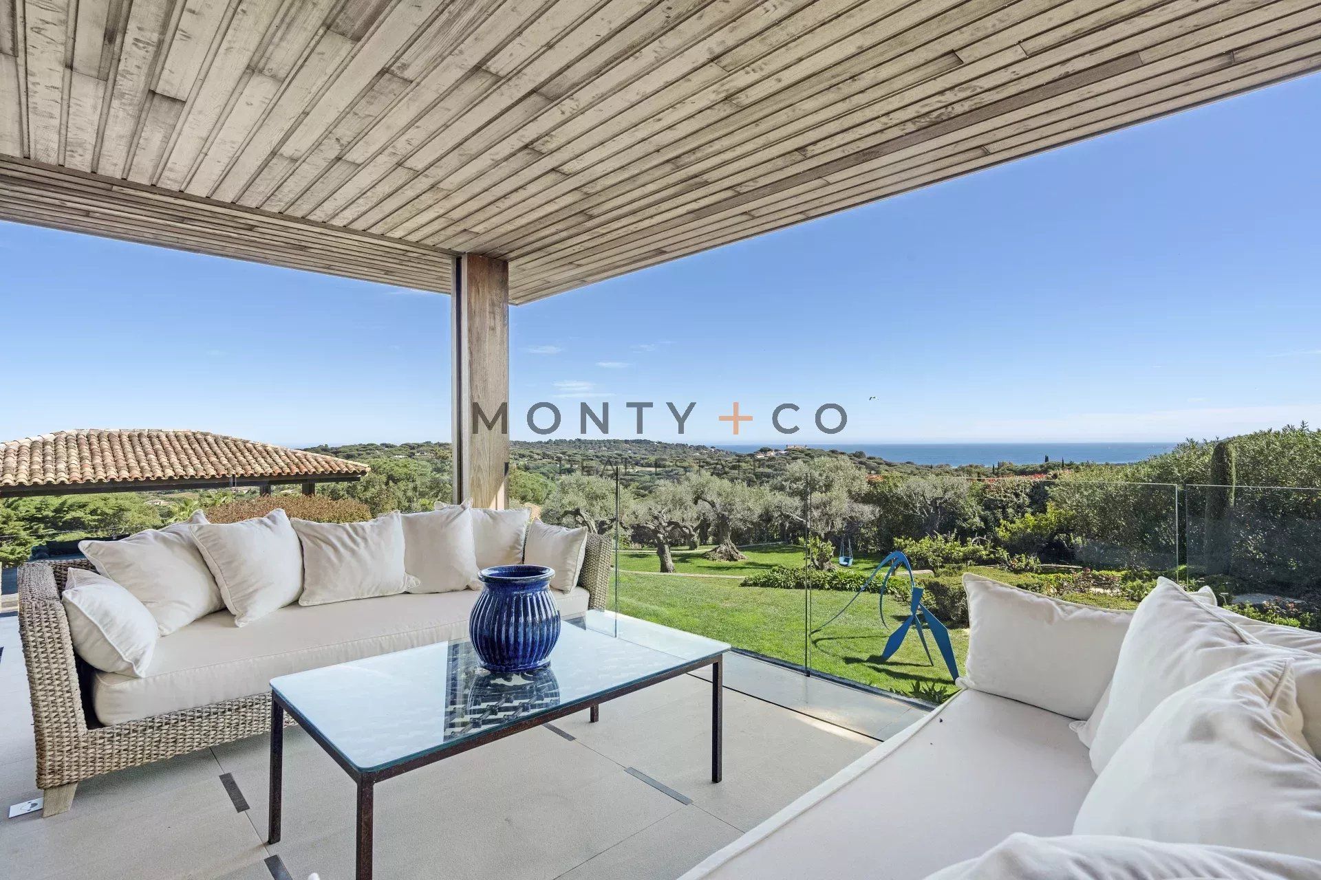 villa en location saisonnière sur Saint-Tropez (83990)