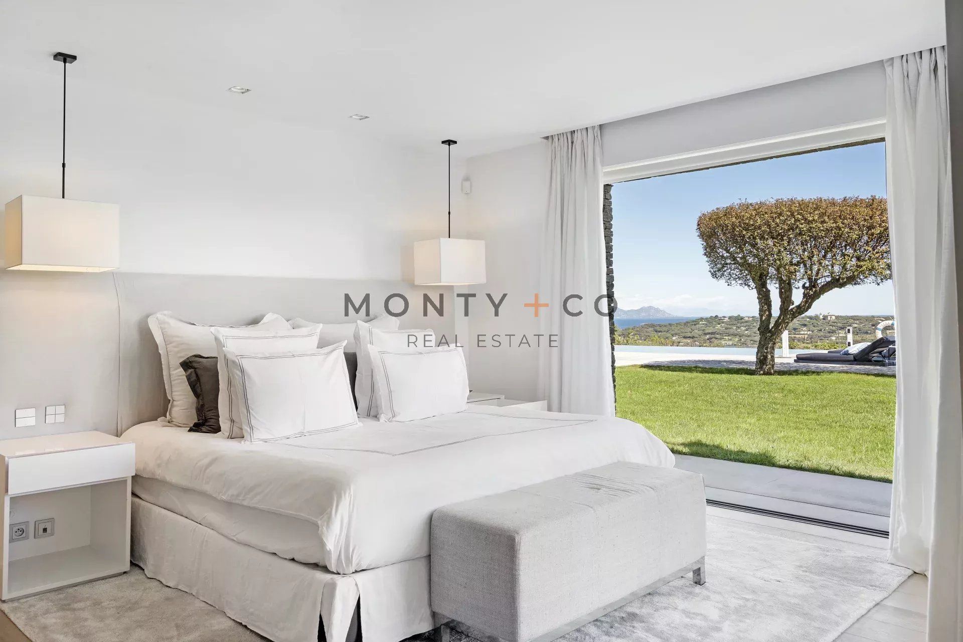 villa en location saisonnière sur Saint-Tropez (83990)