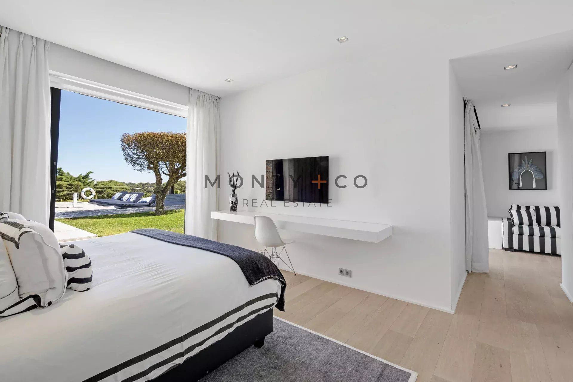 villa en location saisonnière sur Saint-Tropez (83990)