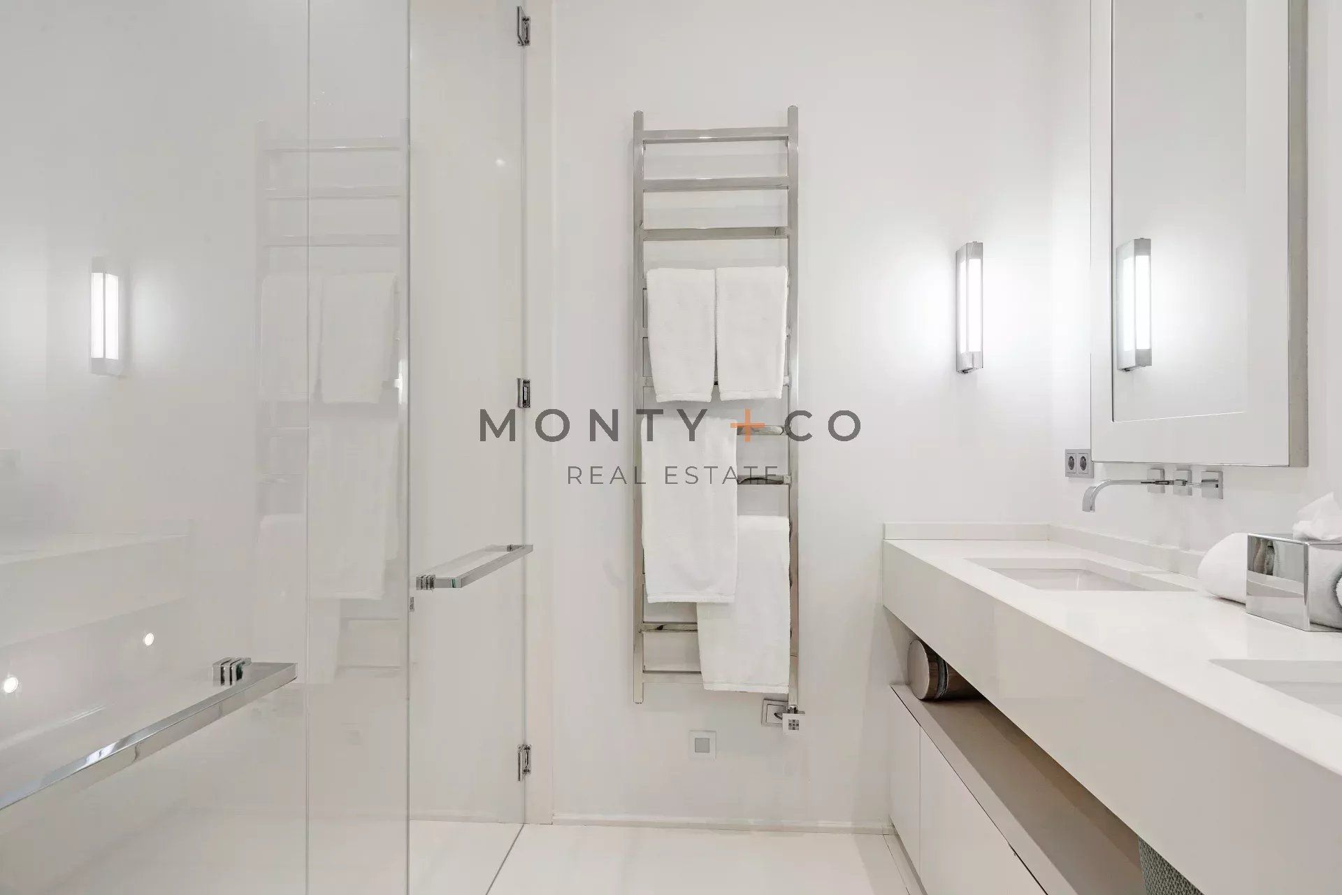 villa en location saisonnière sur Saint-Tropez (83990)