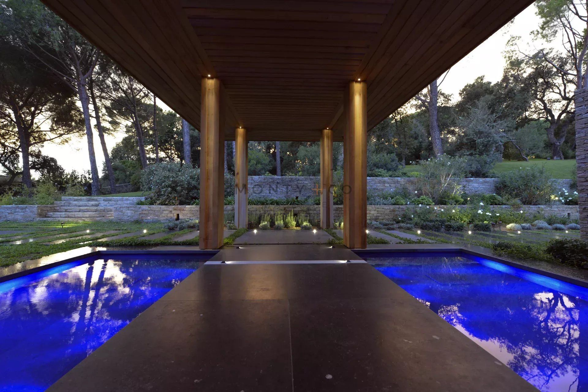 villa for seasonal rent on Saint-Tropez (83990)
