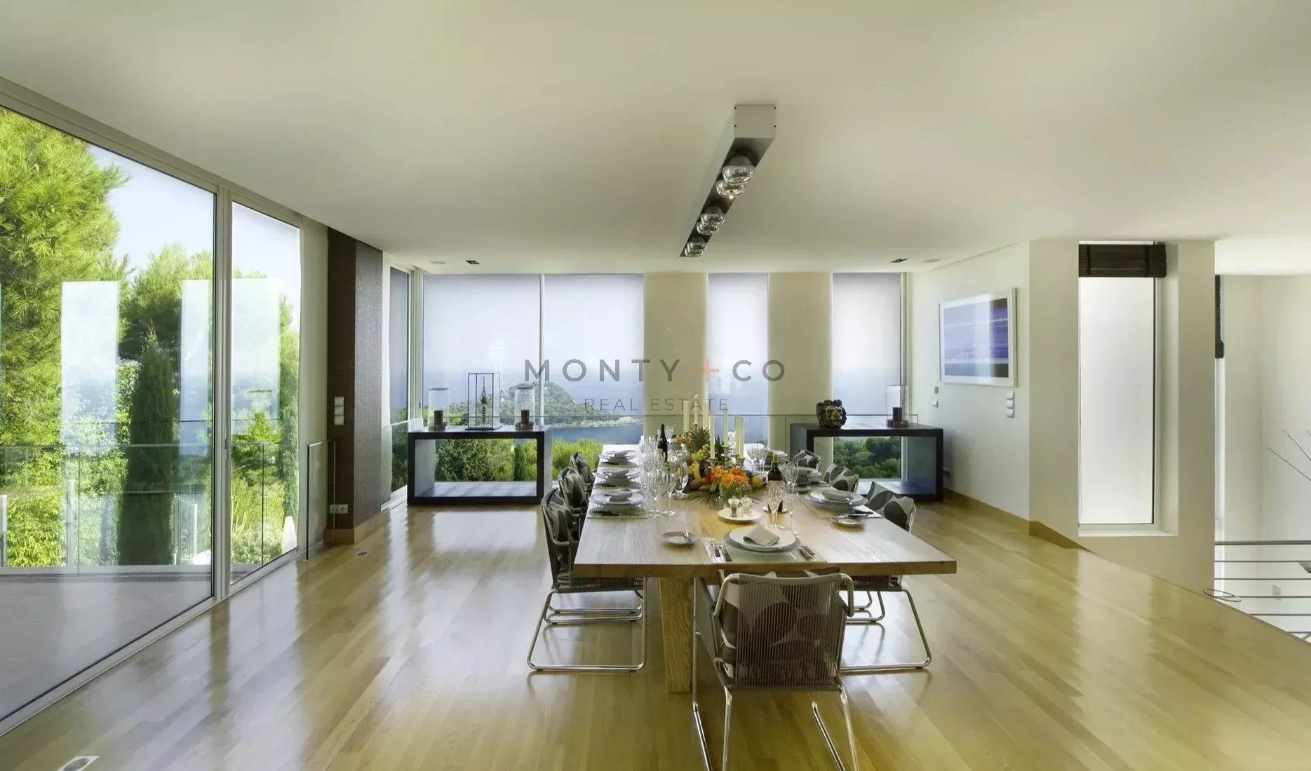 villa en location saisonnière sur Saint-Jean-Cap-Ferrat (06230)