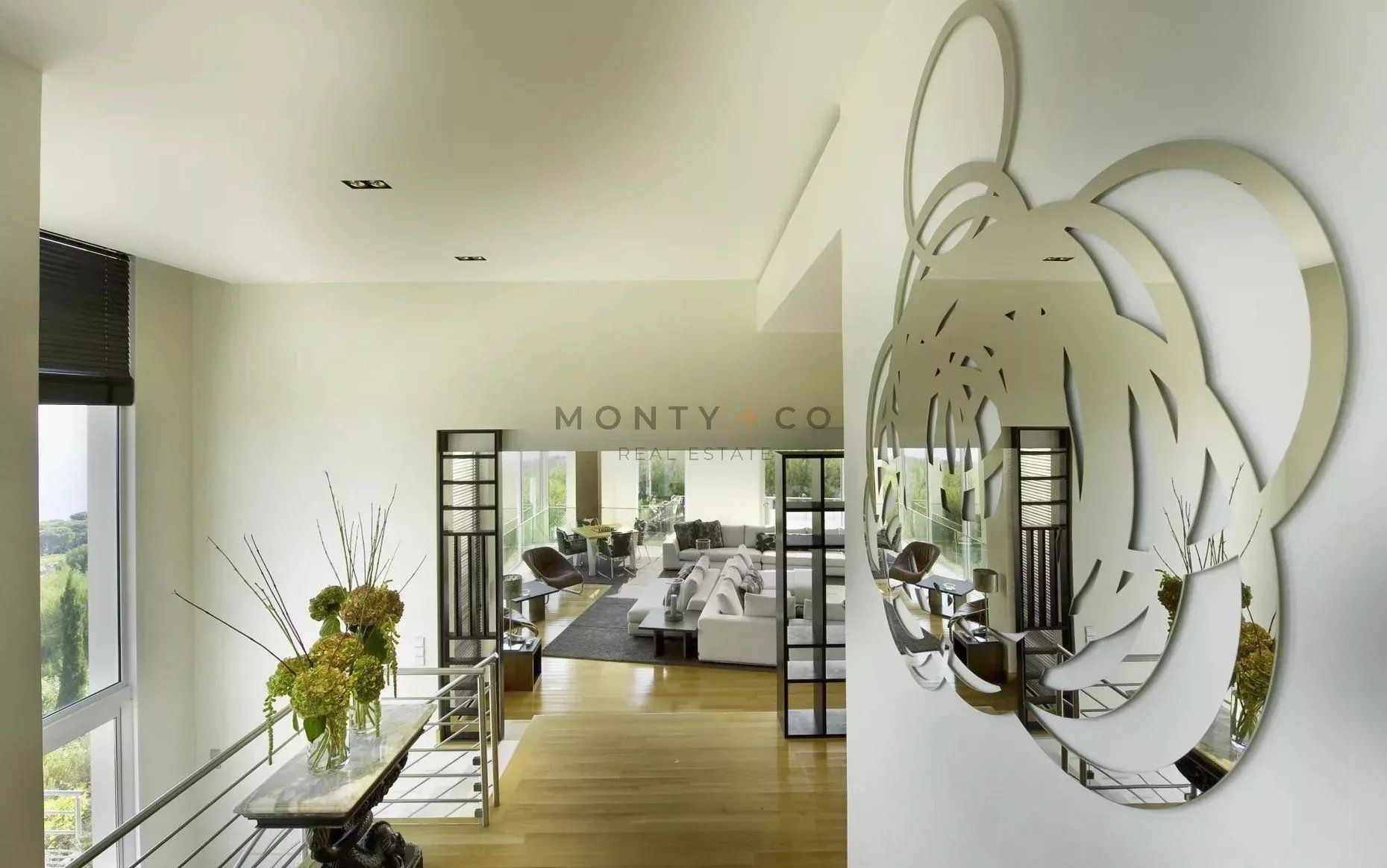 villa en location saisonnière sur Saint-Jean-Cap-Ferrat (06230)