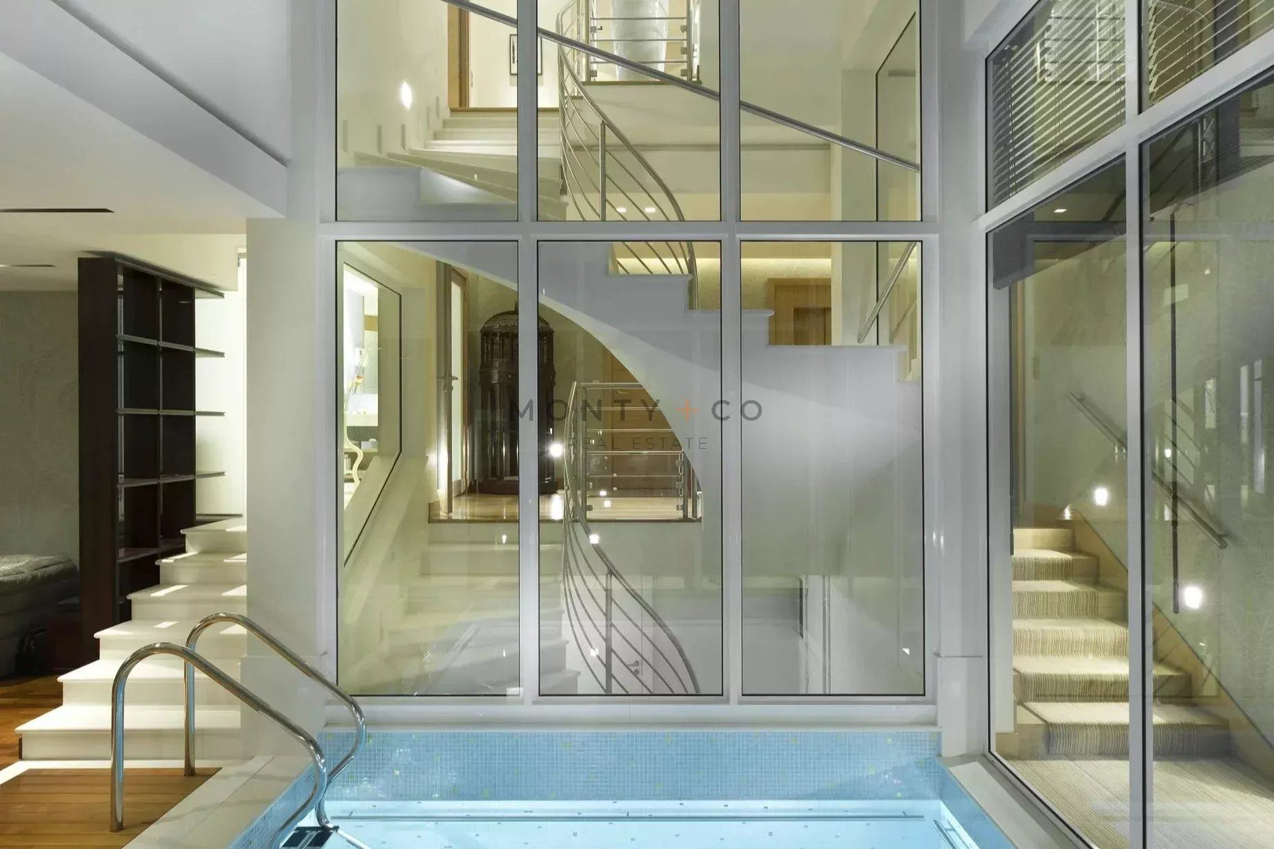 villa en location saisonnière sur Saint-Jean-Cap-Ferrat (06230)