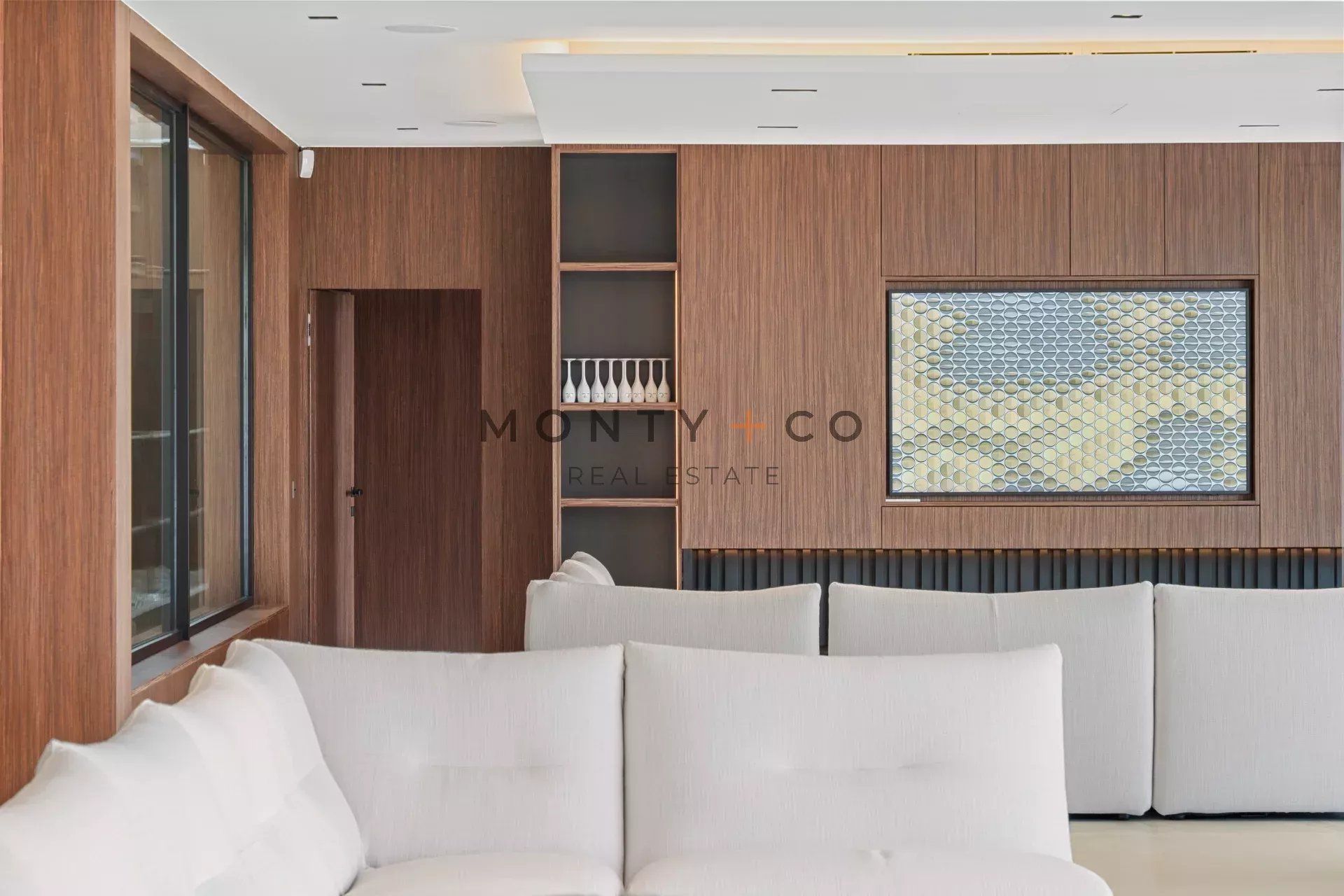 villa en location saisonnière sur Gassin (83580)