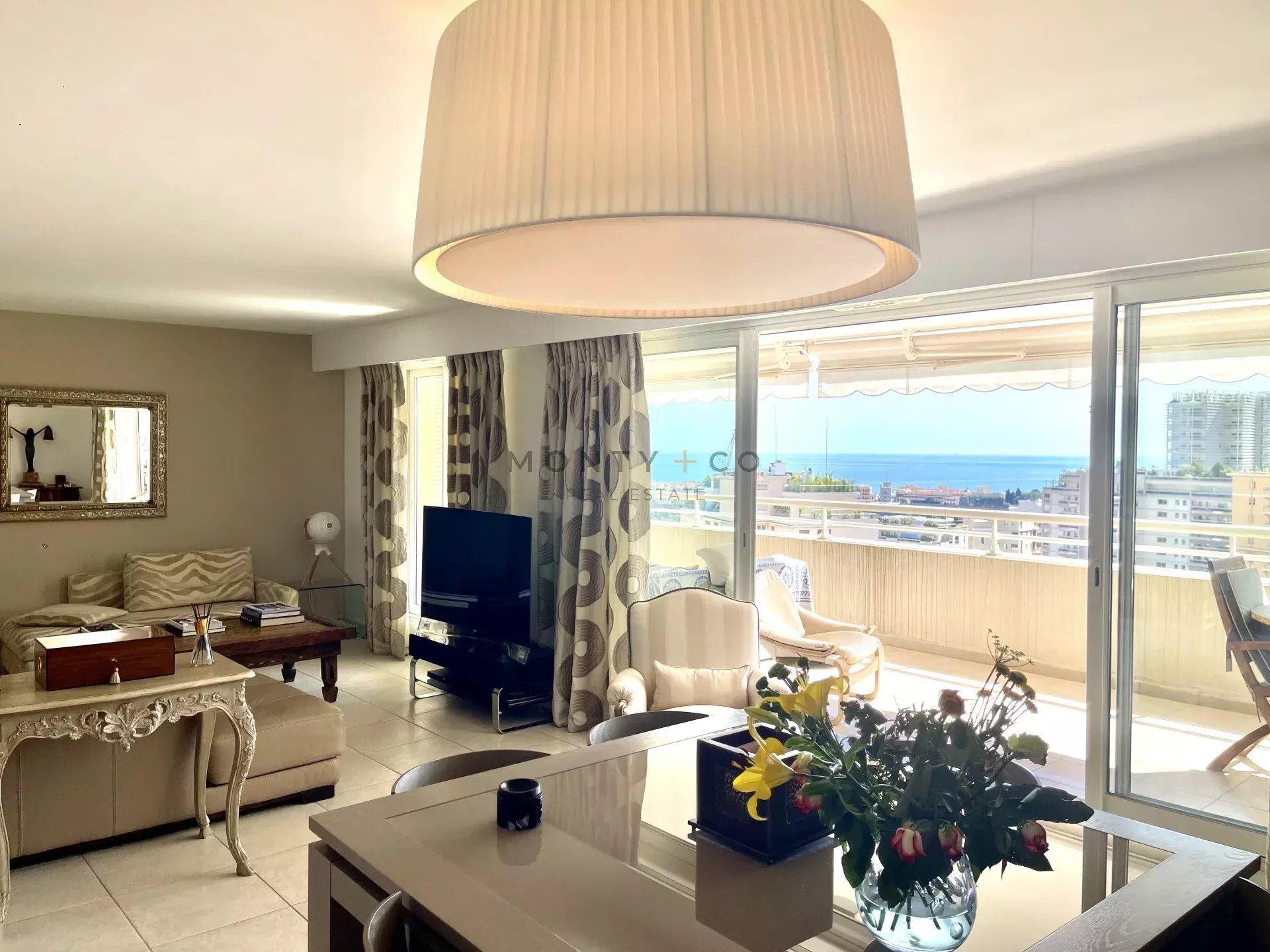 apartment 5 Rooms for sale on Beausoleil (06240)