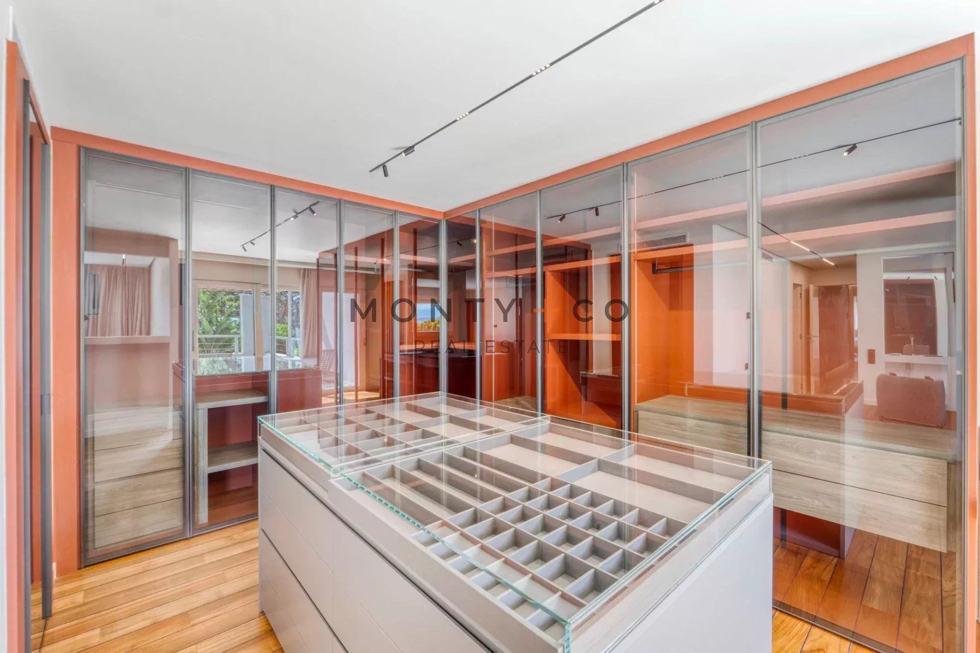 villa en vente sur Saint-Jean-Cap-Ferrat (06230)