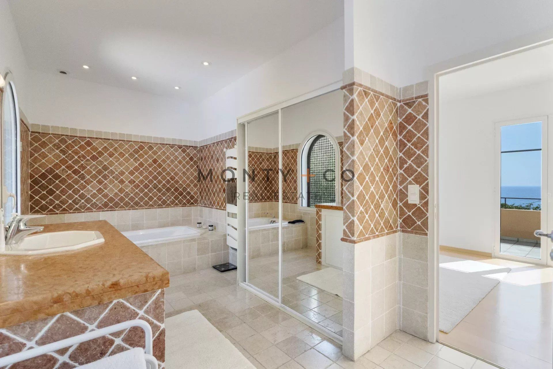 villa en vente sur Menton (06500)