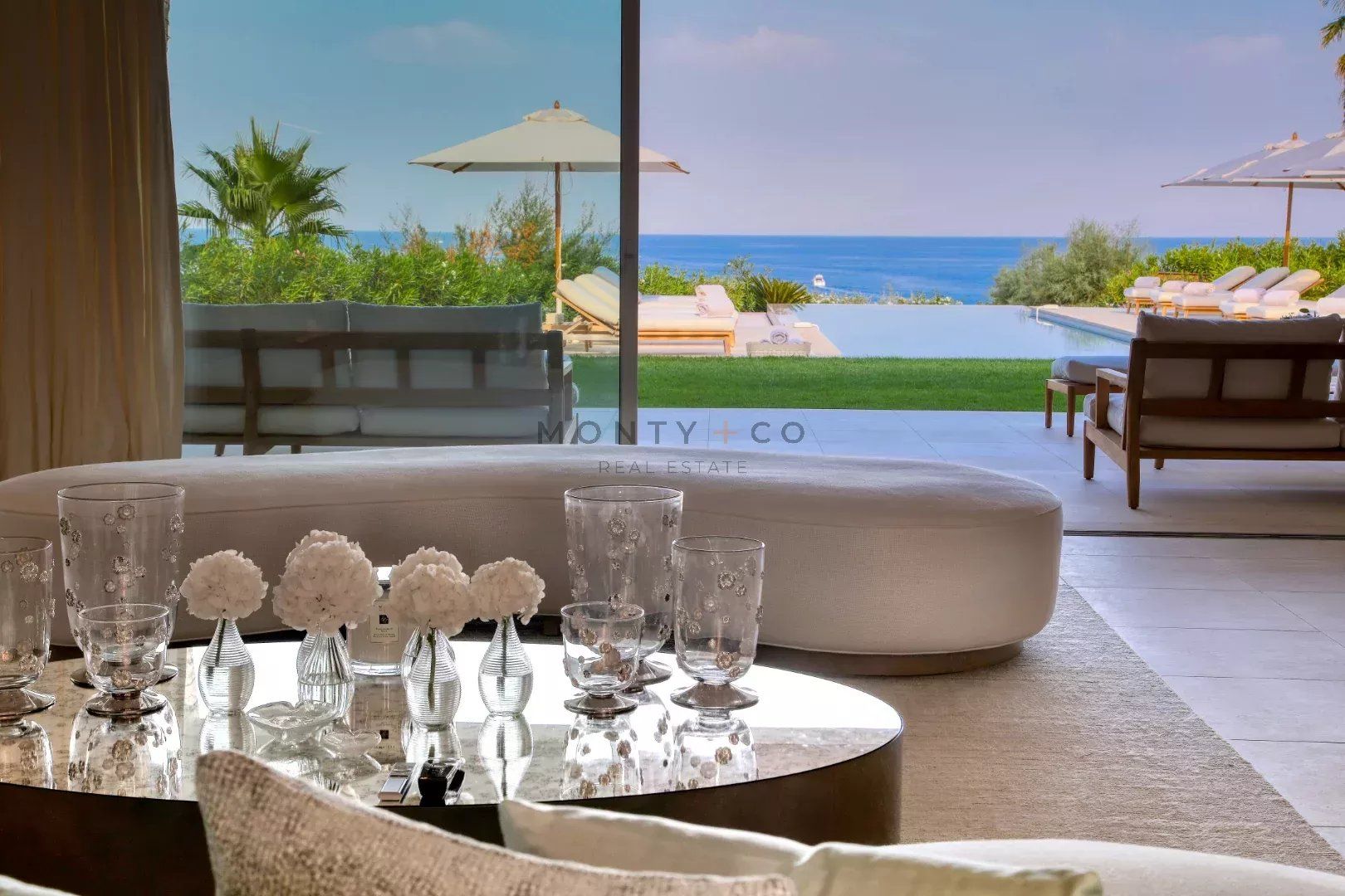 villa for seasonal rent on Ramatuelle (83350)