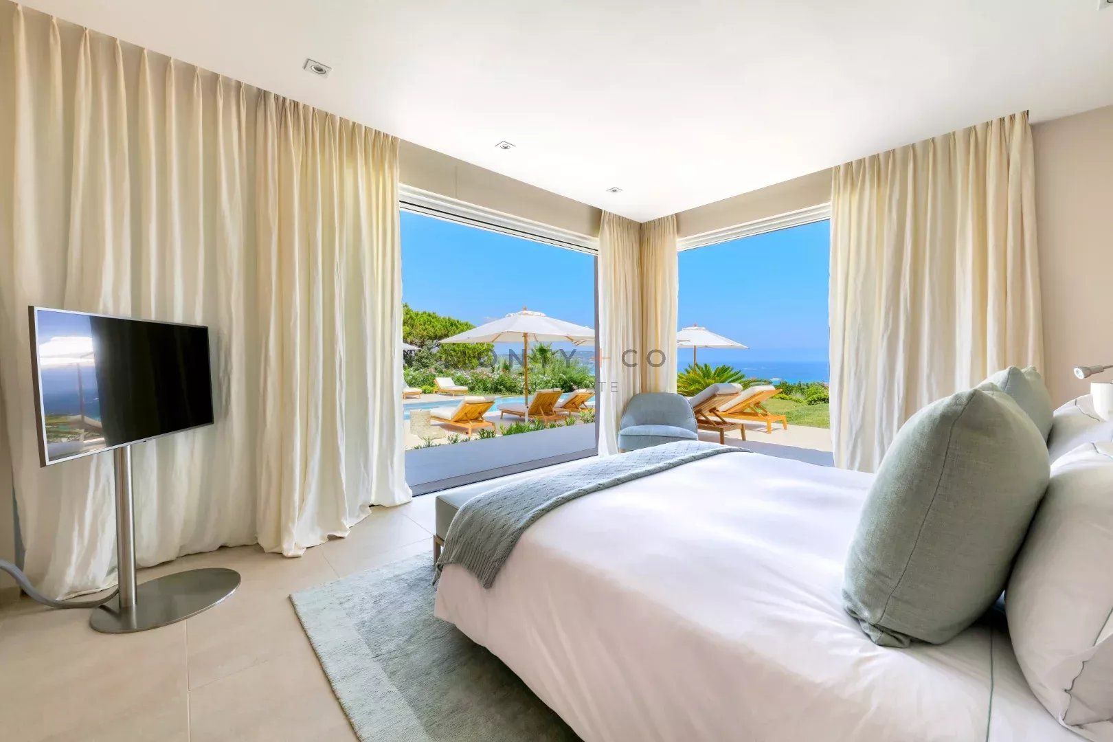villa for seasonal rent on Ramatuelle (83350)