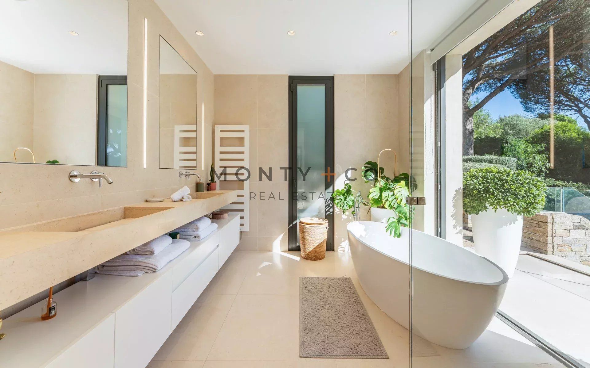 villa en location saisonnière sur Ramatuelle (83350)