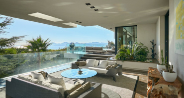 Acheter une villa à Cannes : investir dans un art de vivre entre glamour, discrétion et lumière azuréenne