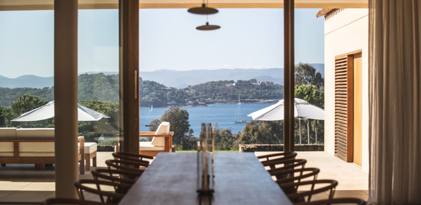 Acquérir un bien d'exception sur la Côte d'Azur avec <b>MONTY + CO Real Estate</b>